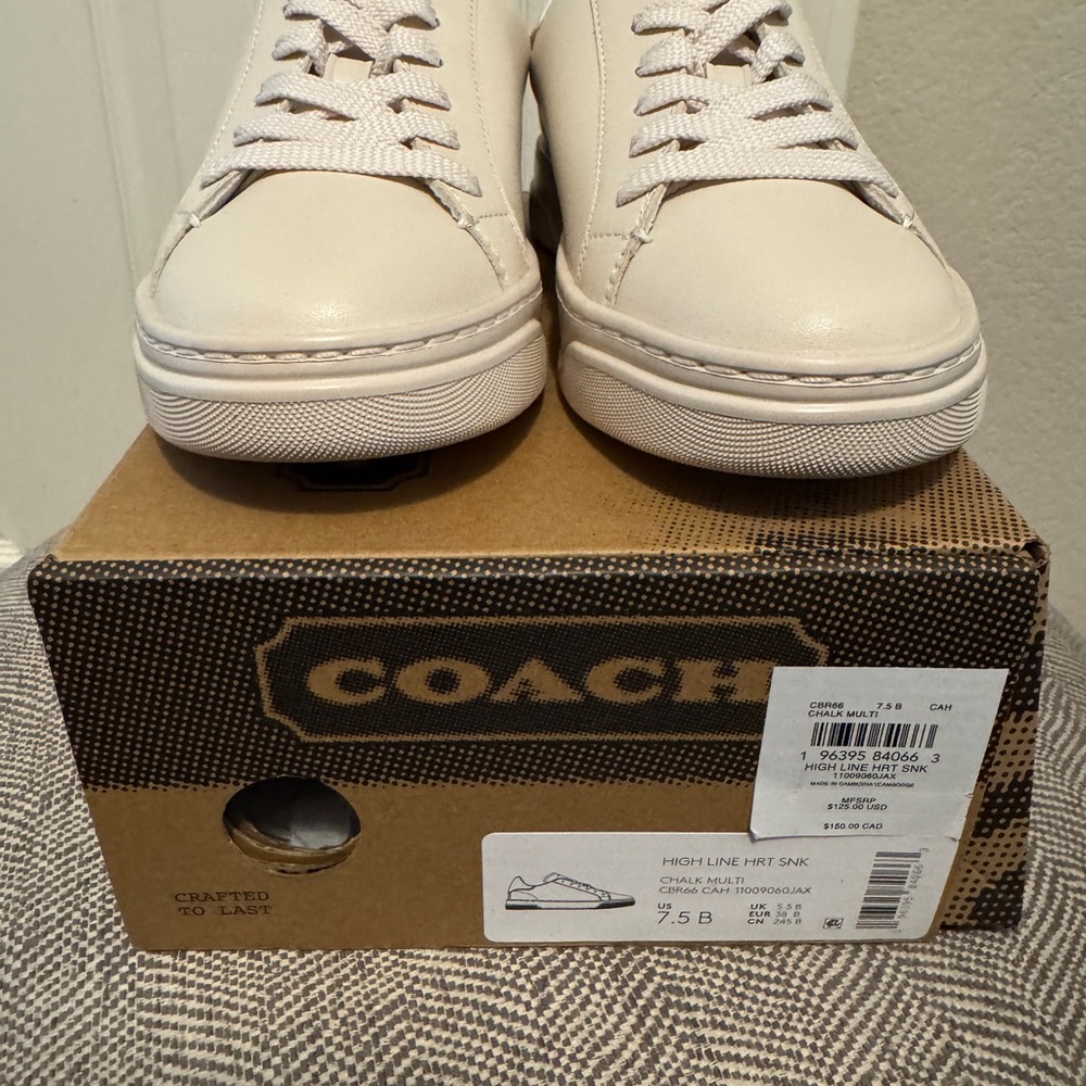 Coach High Line Sneaker with heart - NWT - Picture 2 of 5